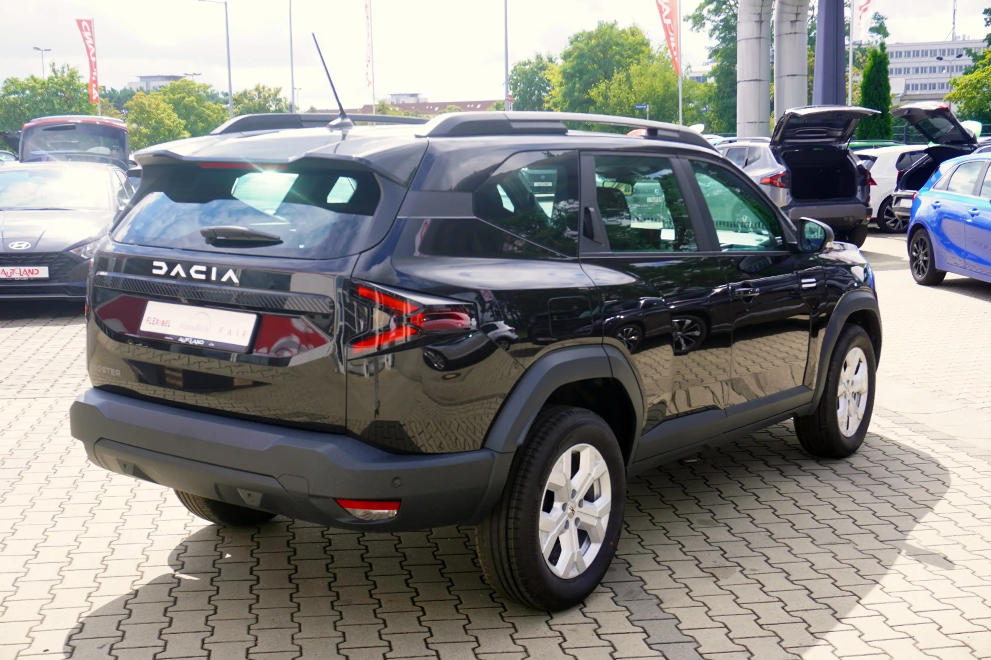 Dacia Bigster Essential 140 mHev LED Kamera Tempomat — photo 5