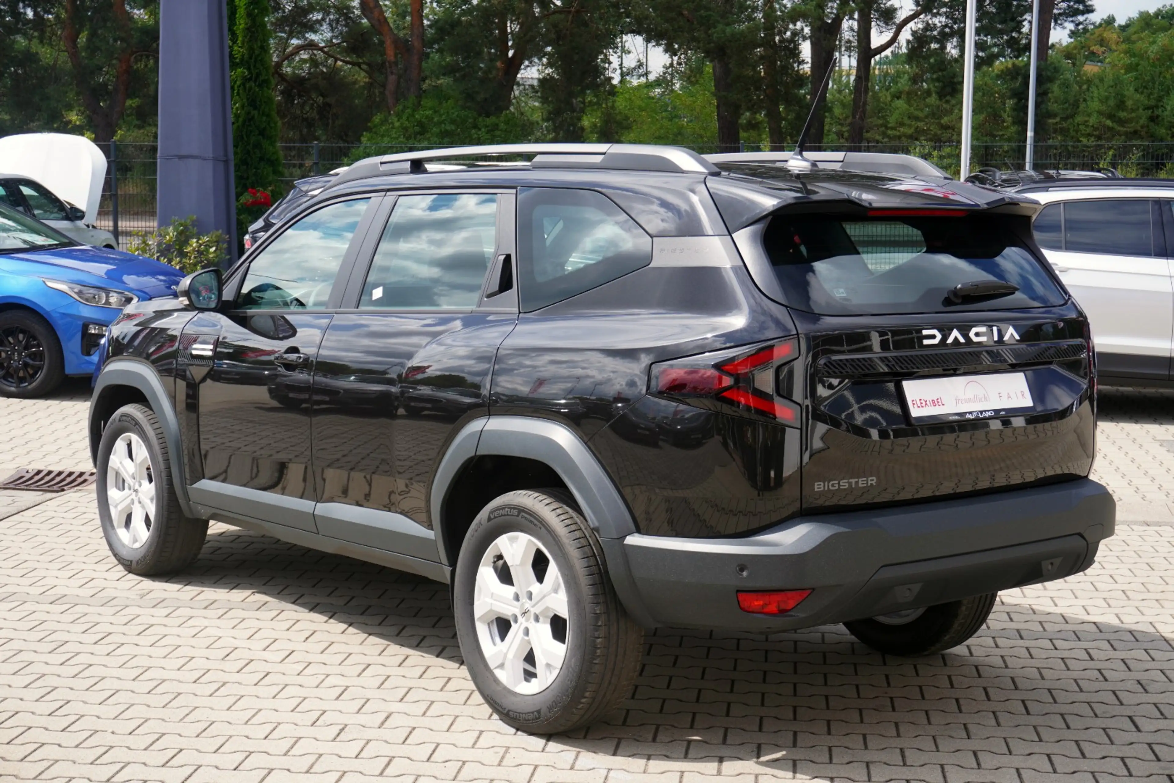 Dacia Bigster Essential 140 mHev LED Kamera Tempomat — photo 7