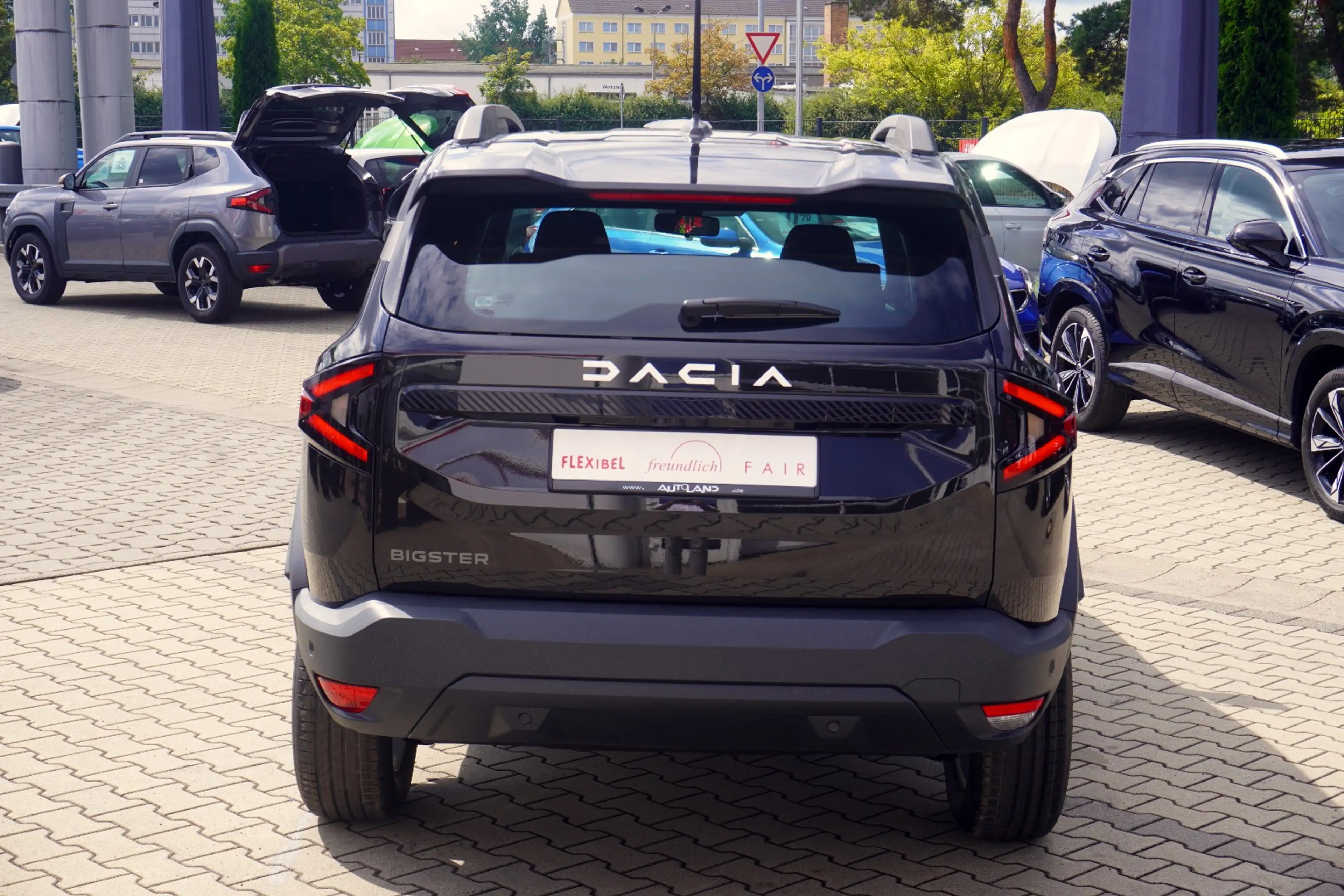 Dacia Bigster Essential 140 mHev LED Kamera Tempomat — photo 6
