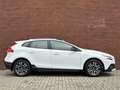 Volvo V40 Cross Country 2.0 T3 Nordic+ |LED|CRUISE|CLIMA|12MND White - thumbnail 4