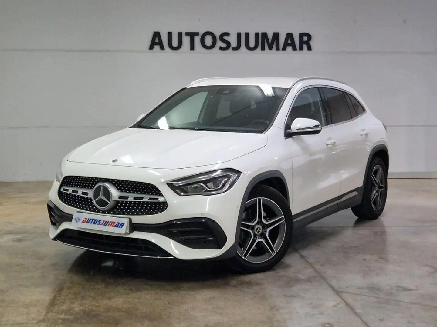 Mercedes-Benz SLR GLA 200 D Weiß - 1