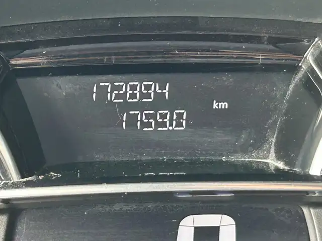 Renault Clio view 13