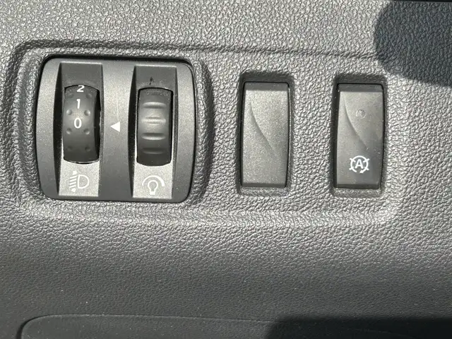 Renault Clio view 10