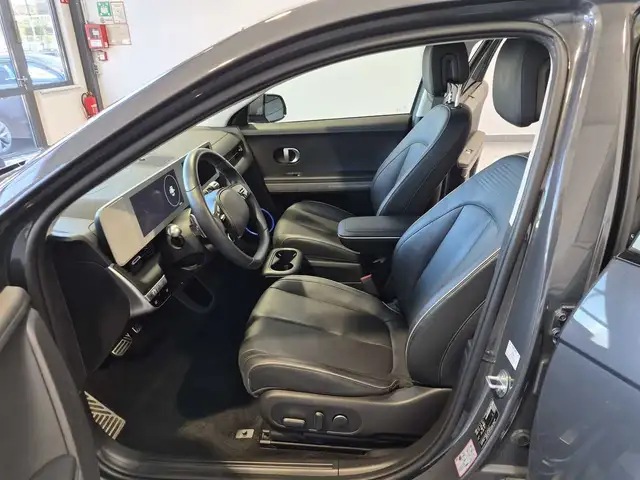Hyundai Ioniq 5 view 8