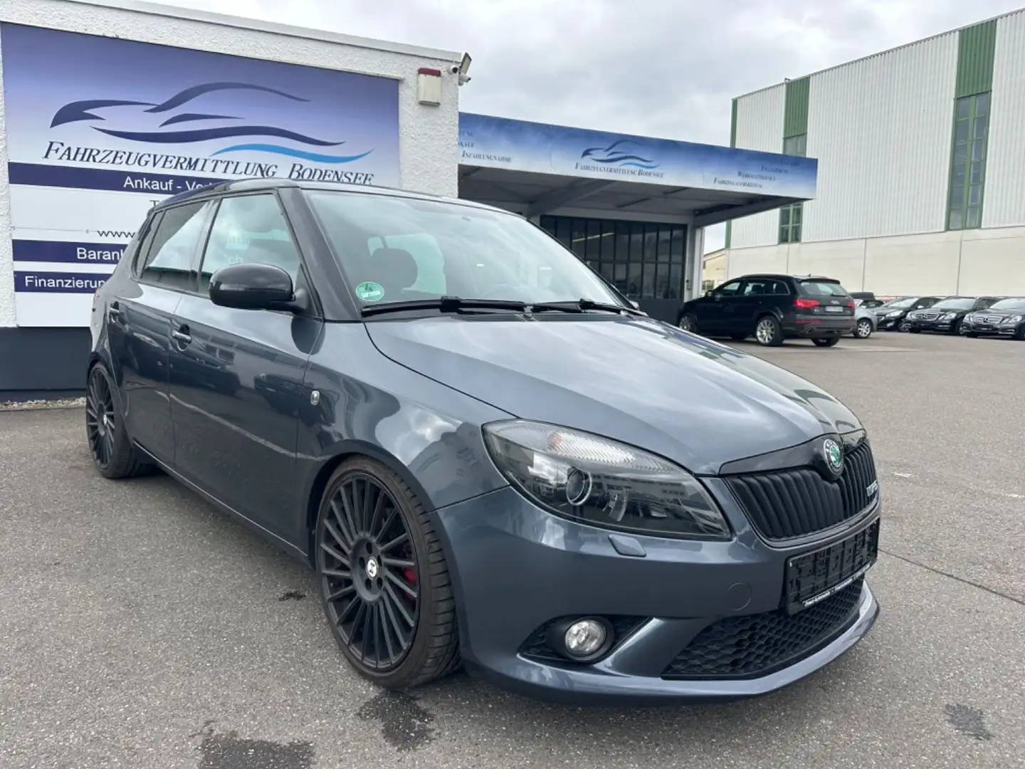 Skoda Fabia RS DSG Klima 8 fach Gris - 1