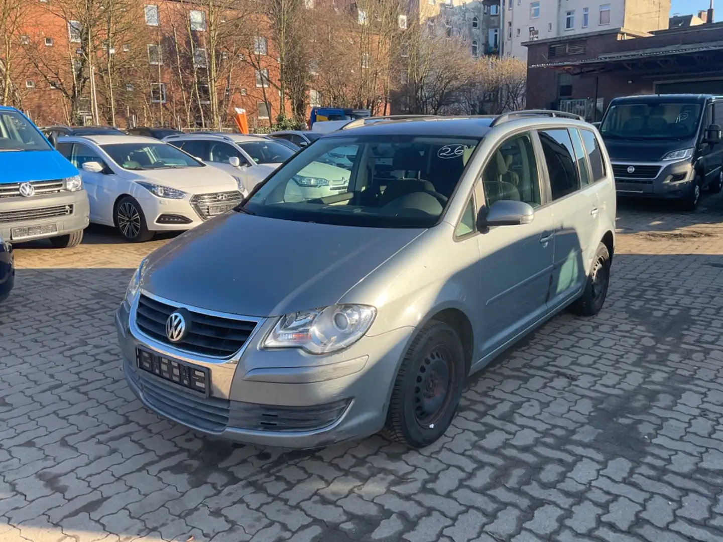 Volkswagen Touran Trendline CNG 7 SITZER TÜV 10.2027 2 HAND Grau - 2