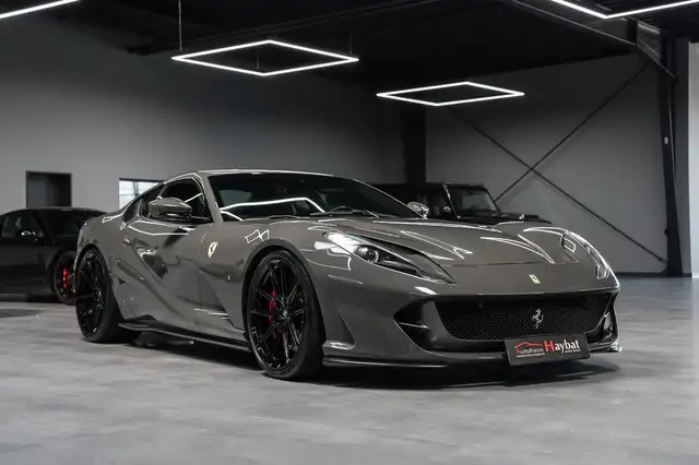 Ferrari 812 Superfast DCT F1 NOVITEC-CARBON-LIFT-LED-CAM