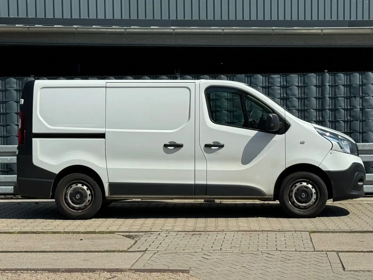 Renault Trafic Kasten L1H1 2,7t Komfort*Klima*ZV Weiß - 2