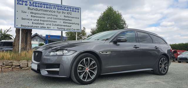 Imagine Jaguar XF R-Sport AWD