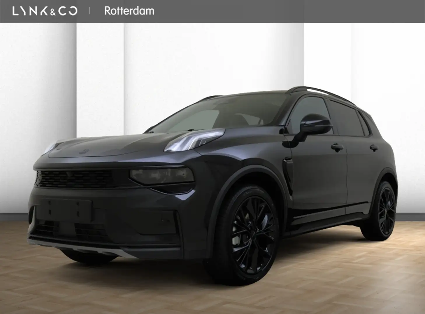 Lynk & Co 01 More | Rijklaar | 360° camera | Panoramadak | Schwarz - 1