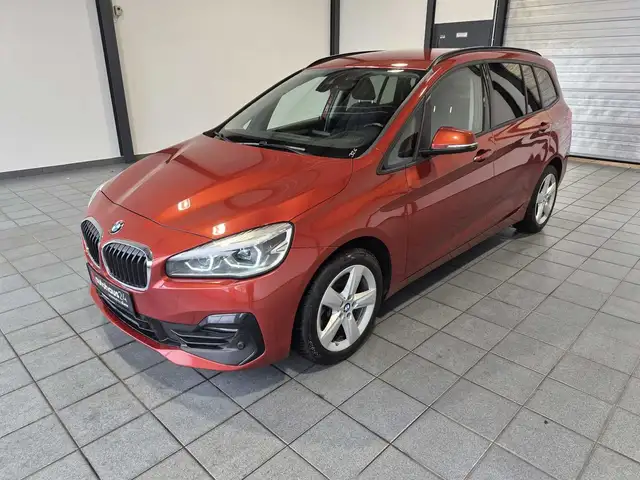 BMW 2 Series view 3