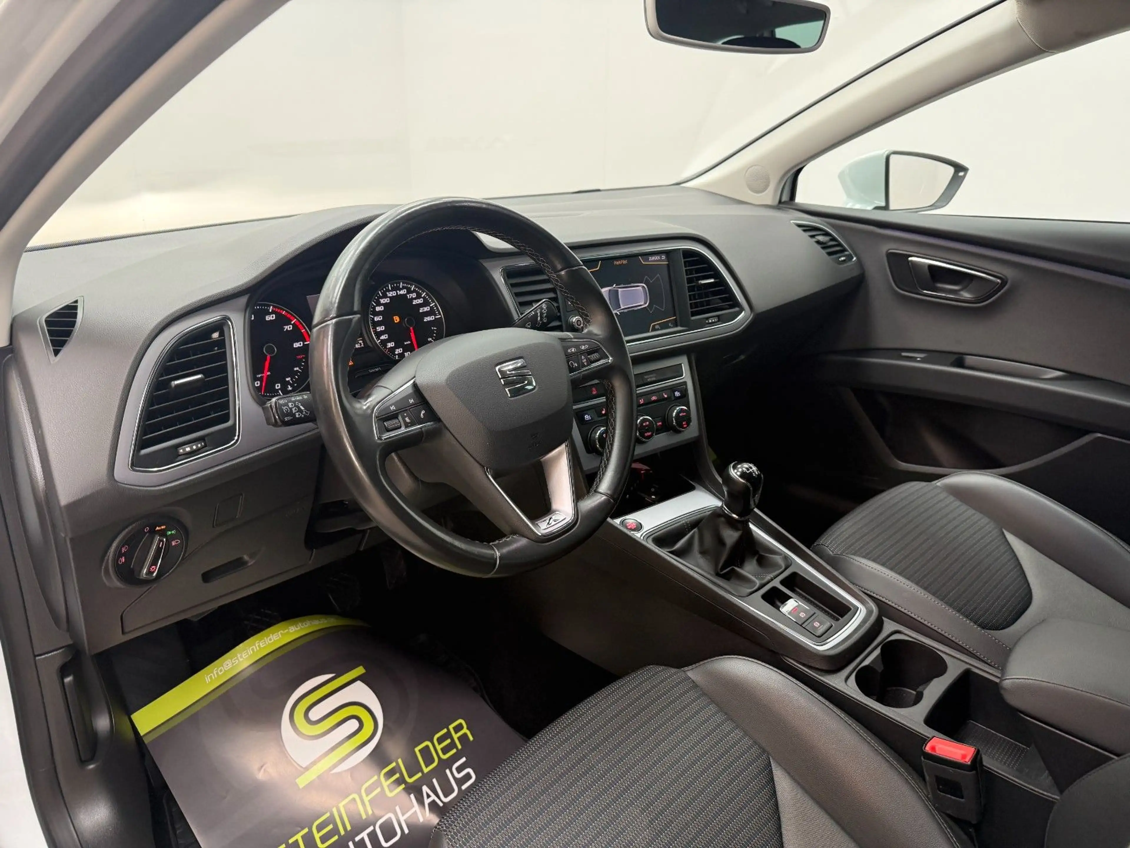 SEAT Leon ST 1.4 TSI Xcellence / LED / DAB / RKAM — photo 8