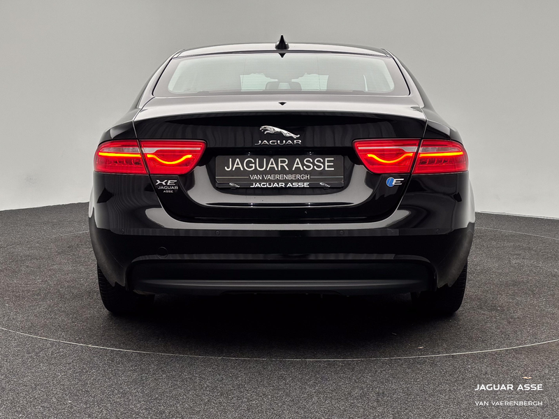 Jaguar XE 2.0l diesel — photo 7