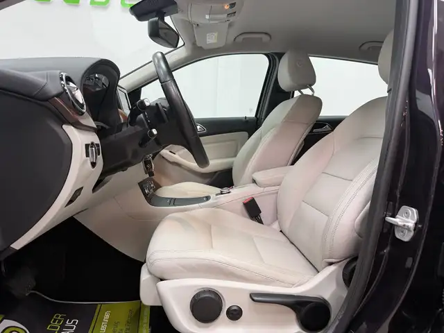 Mercedes-Benz B Class view 11