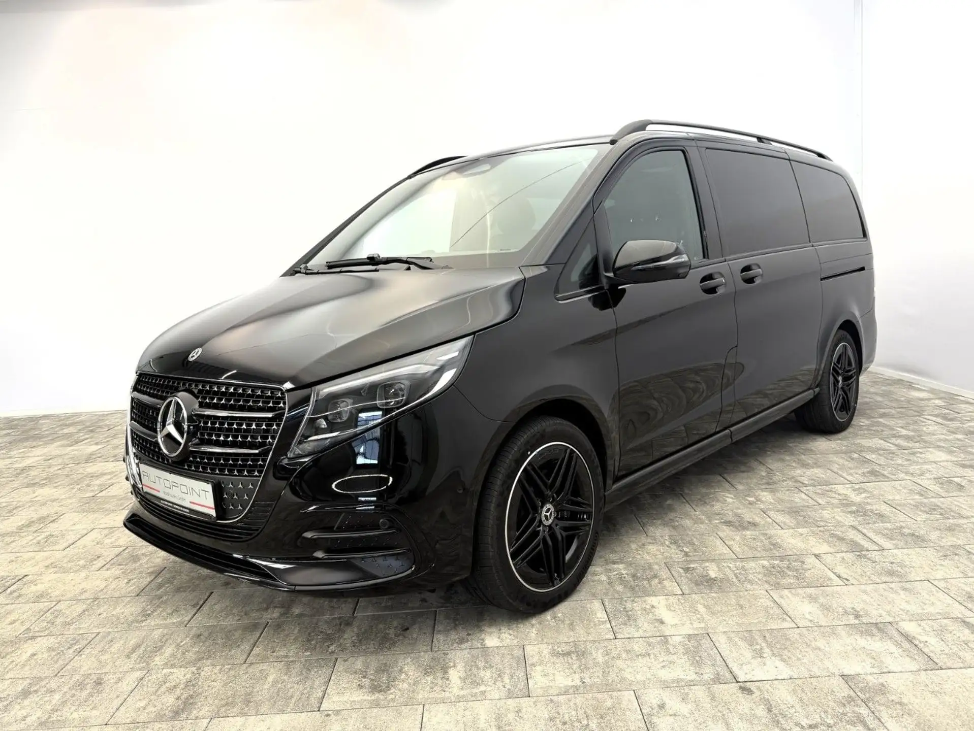 벤츠 Mercedes-Benz V-Class V 300 2026 검정 사진 1