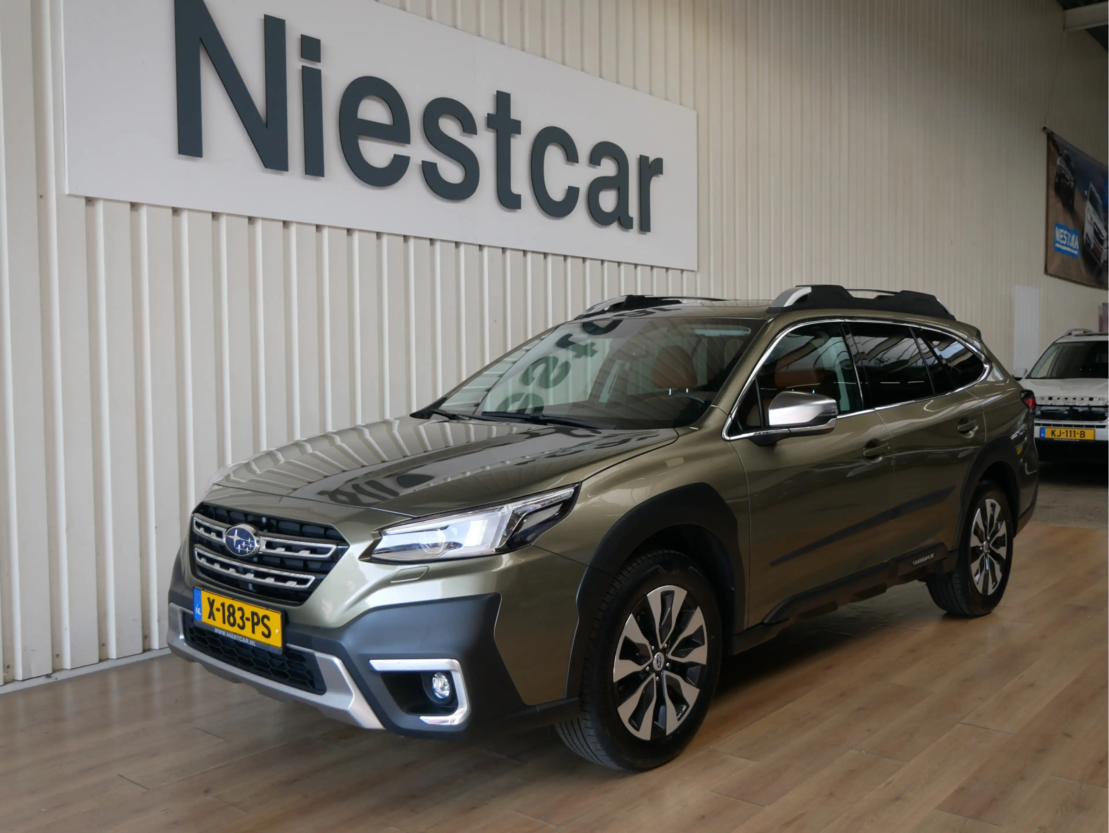 Subaru OUTBACK 2.5i Premium — photo 6