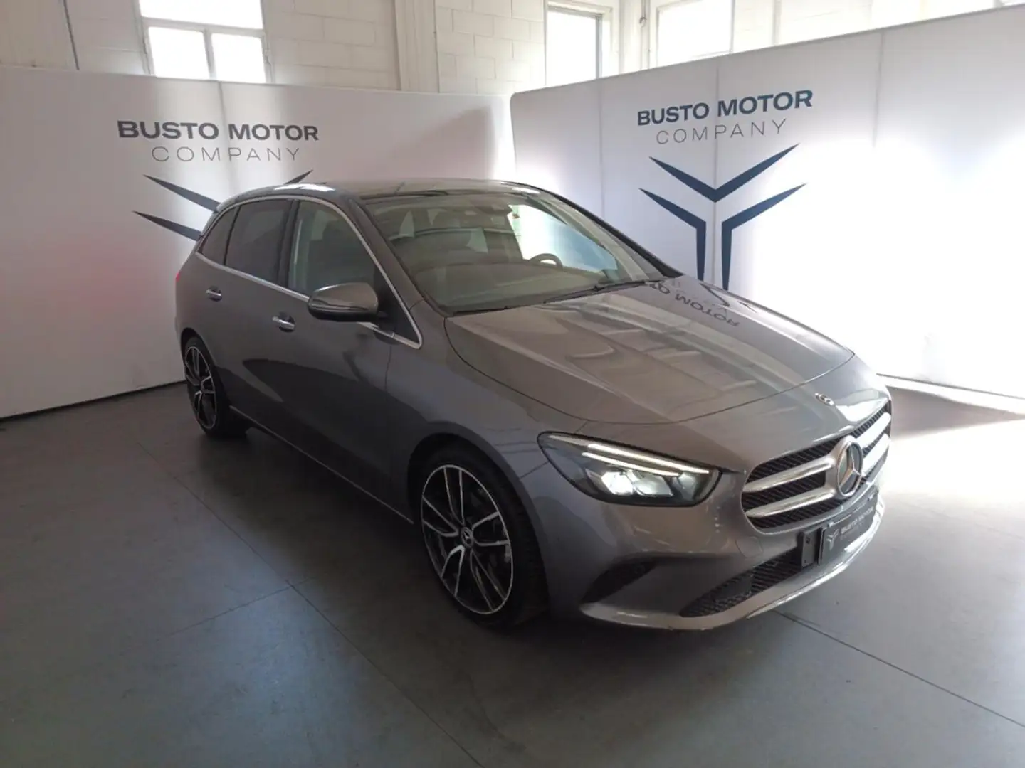 Mercedes-Benz B 180 d Automatic Premium Grigio - 1