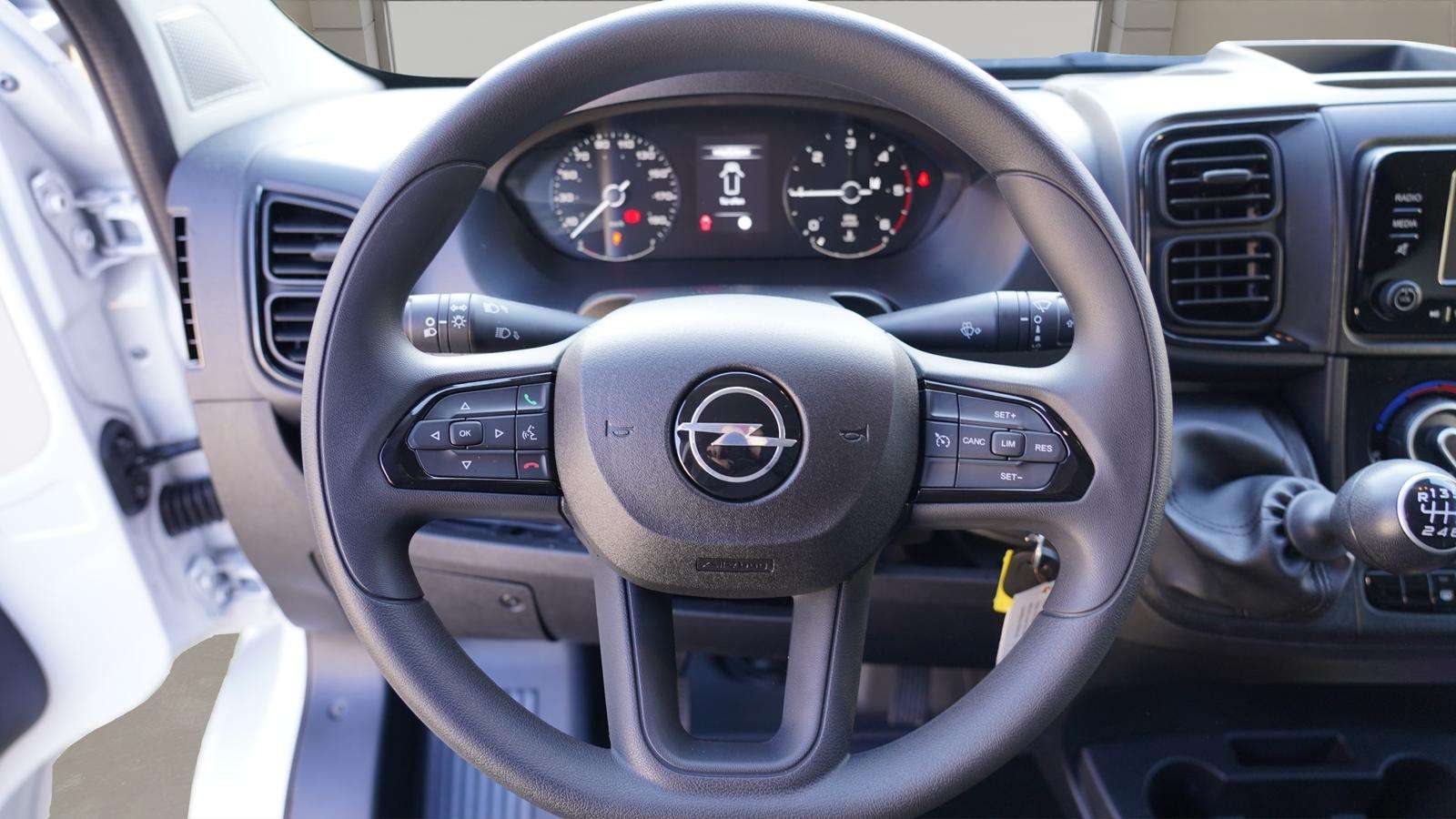 Opel Movano