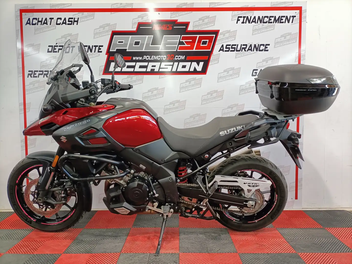 Suzuki V-Strom 1000 Rood - 2