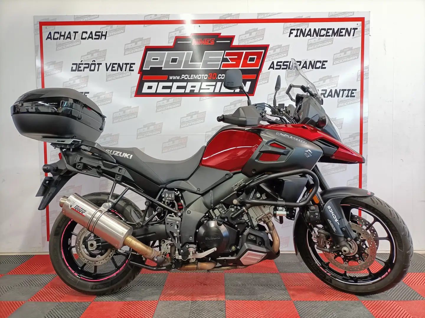 Suzuki V-Strom 1000 Rood - 1