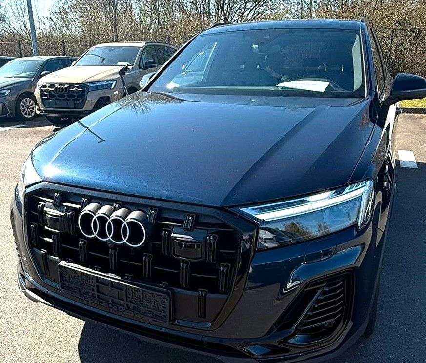 Second hand Audi Q7 3.0