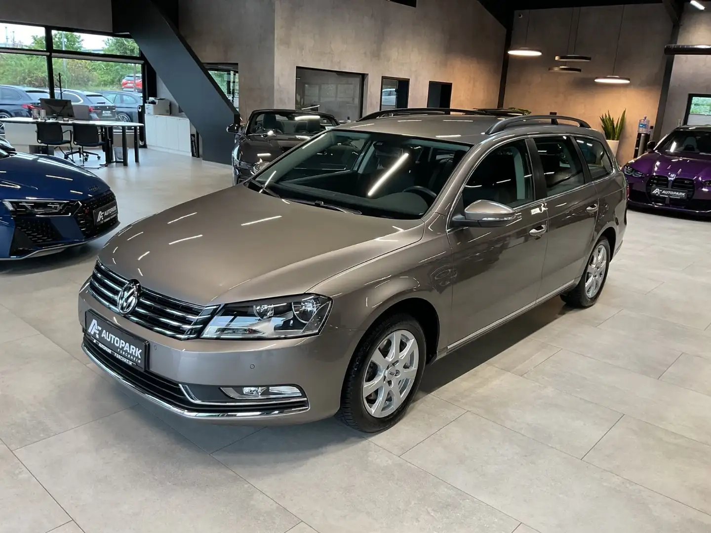 Volkswagen Passat Variant 1.4 TSI Comfortline PDC Sitzheiz. Braun - 1