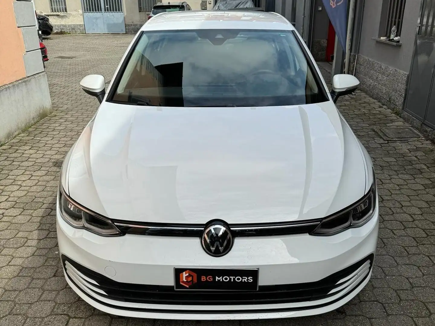 Volkswagen Golf Golf 1.0 tsi evo Life 110cv Bianco - 1
