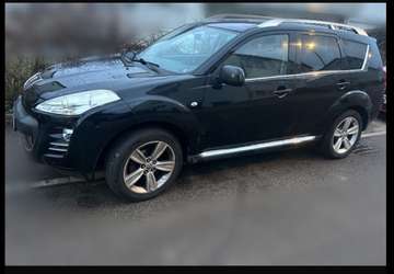 Peugeot 4007 Jahr 2011 7 Sitzer  GETRIEBESCHADEN