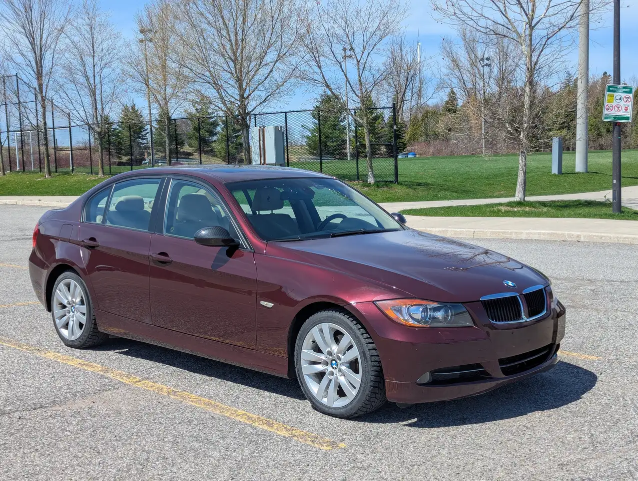 BMW 3 Series снимка BMW 3 Series