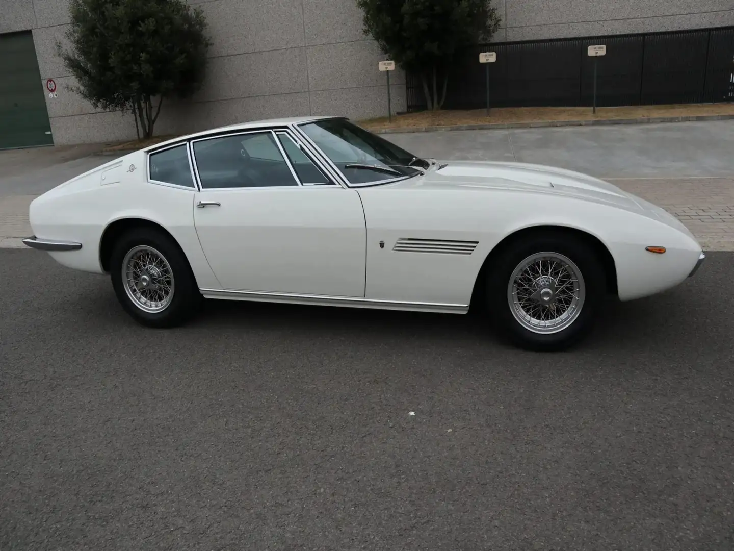 Maserati Ghibli 4.7 Coupe Alb - 2