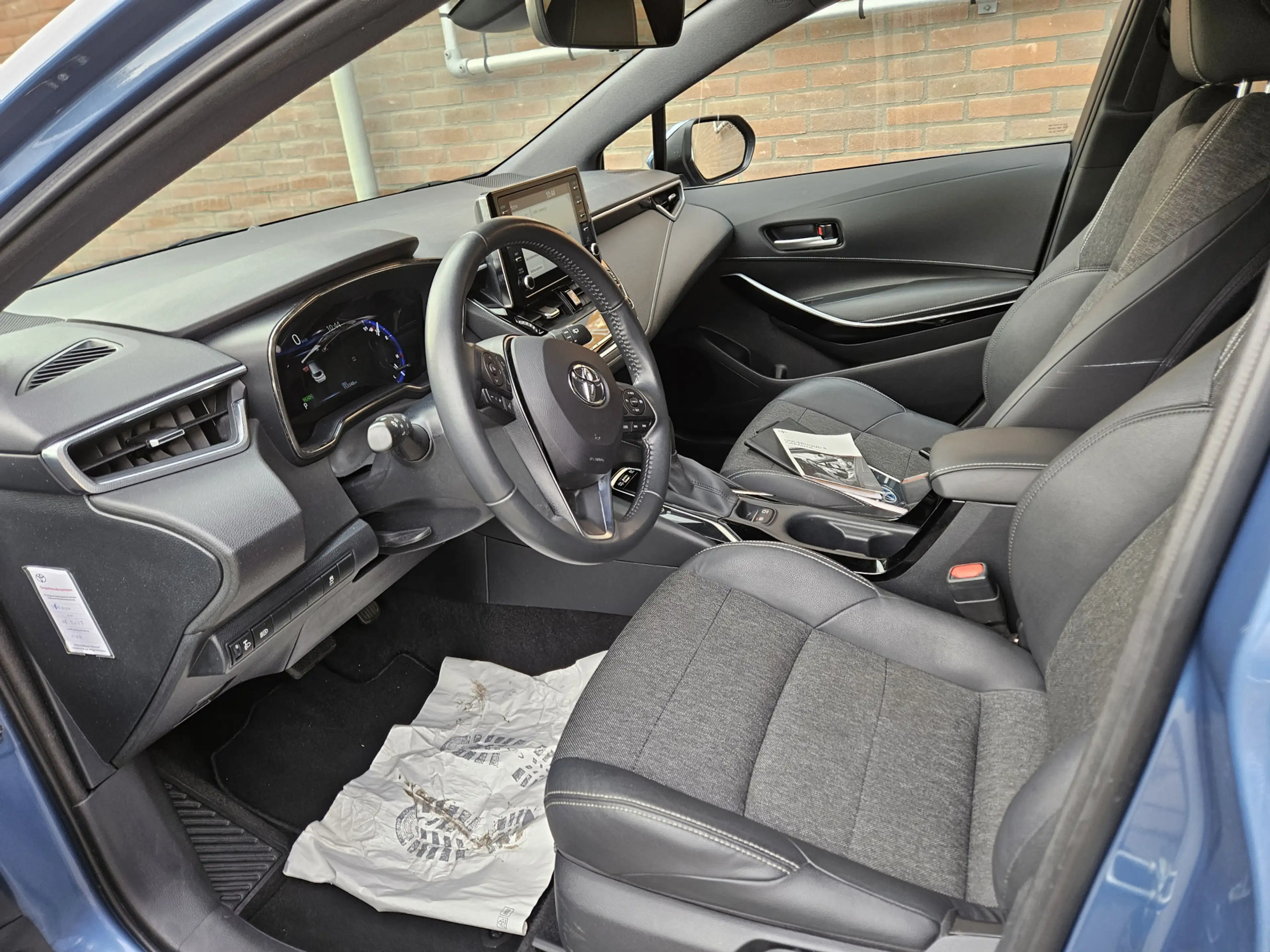 Toyota Corolla Touring Sports 1.8 Hybrid Business Plus — photo 5