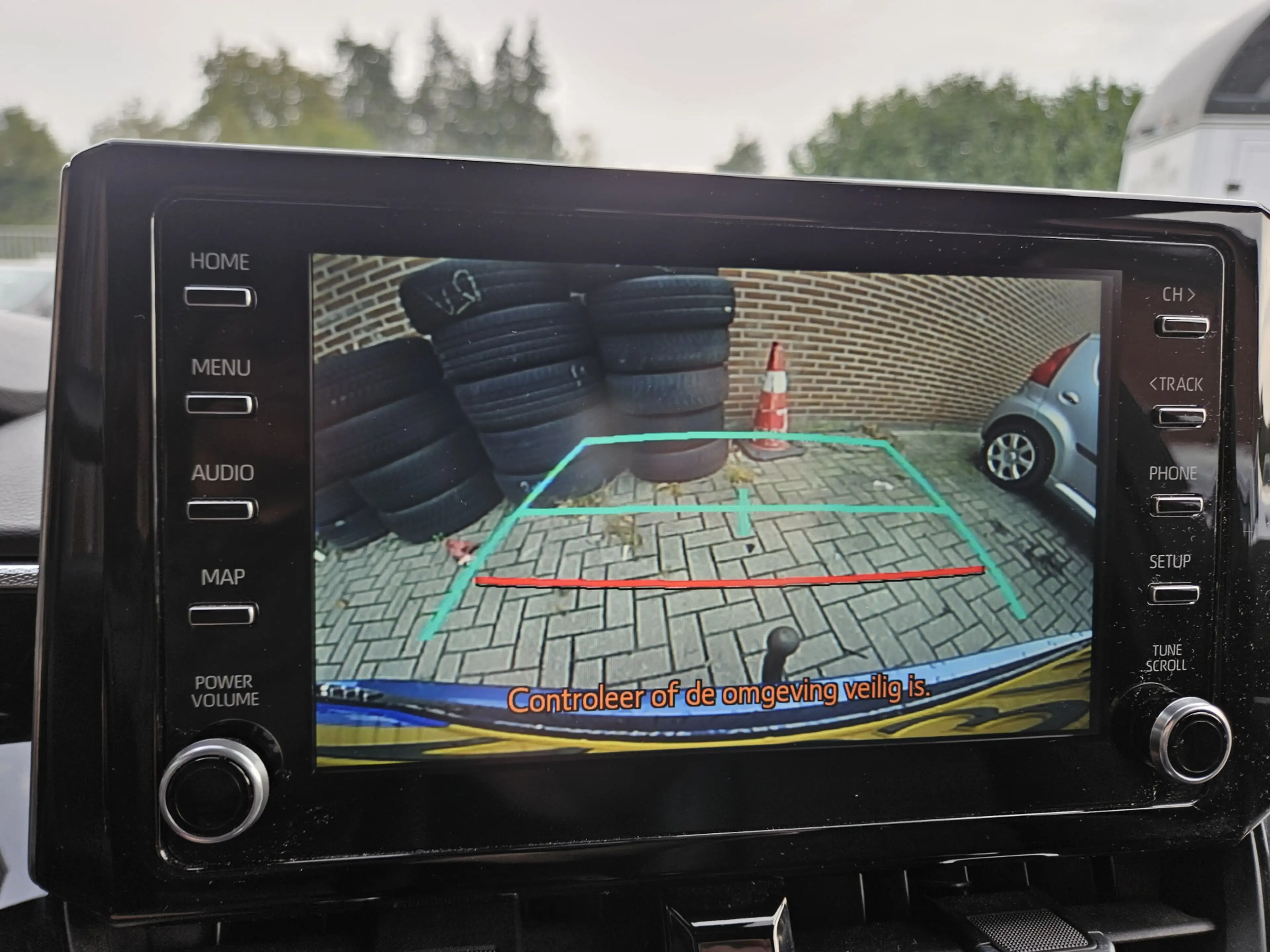 Toyota Corolla Touring Sports 1.8 Hybrid Business Plus — photo 23