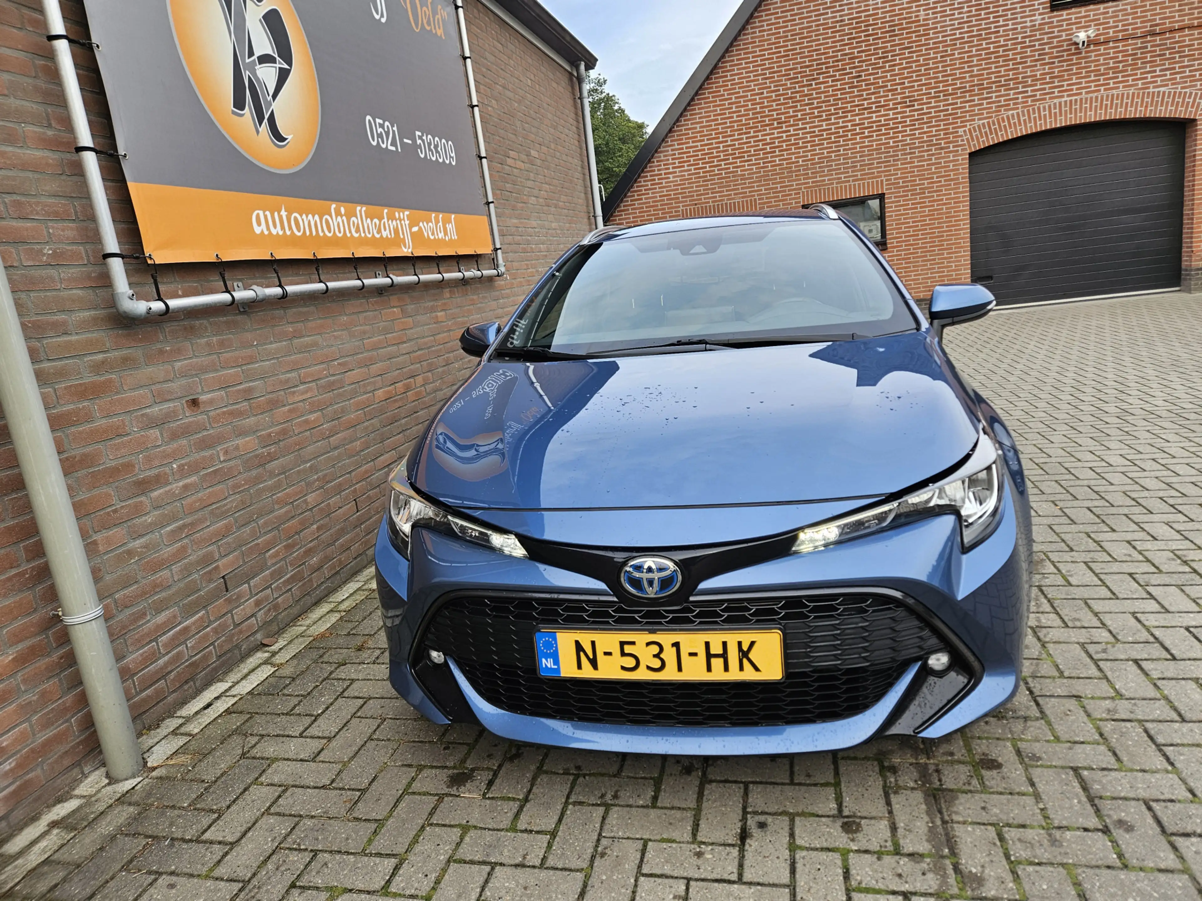 Toyota Corolla Touring Sports 1.8 Hybrid Business Plus — photo 2