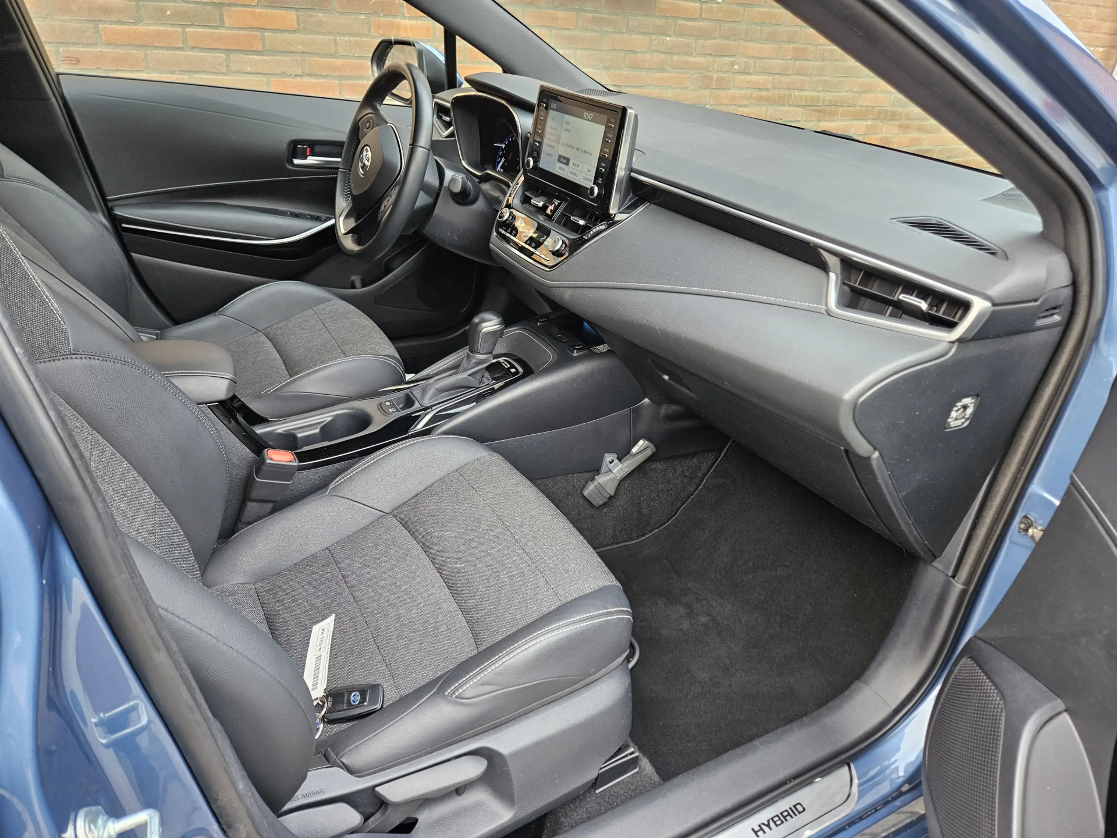 Toyota Corolla Touring Sports 1.8 Hybrid Business Plus — photo 29