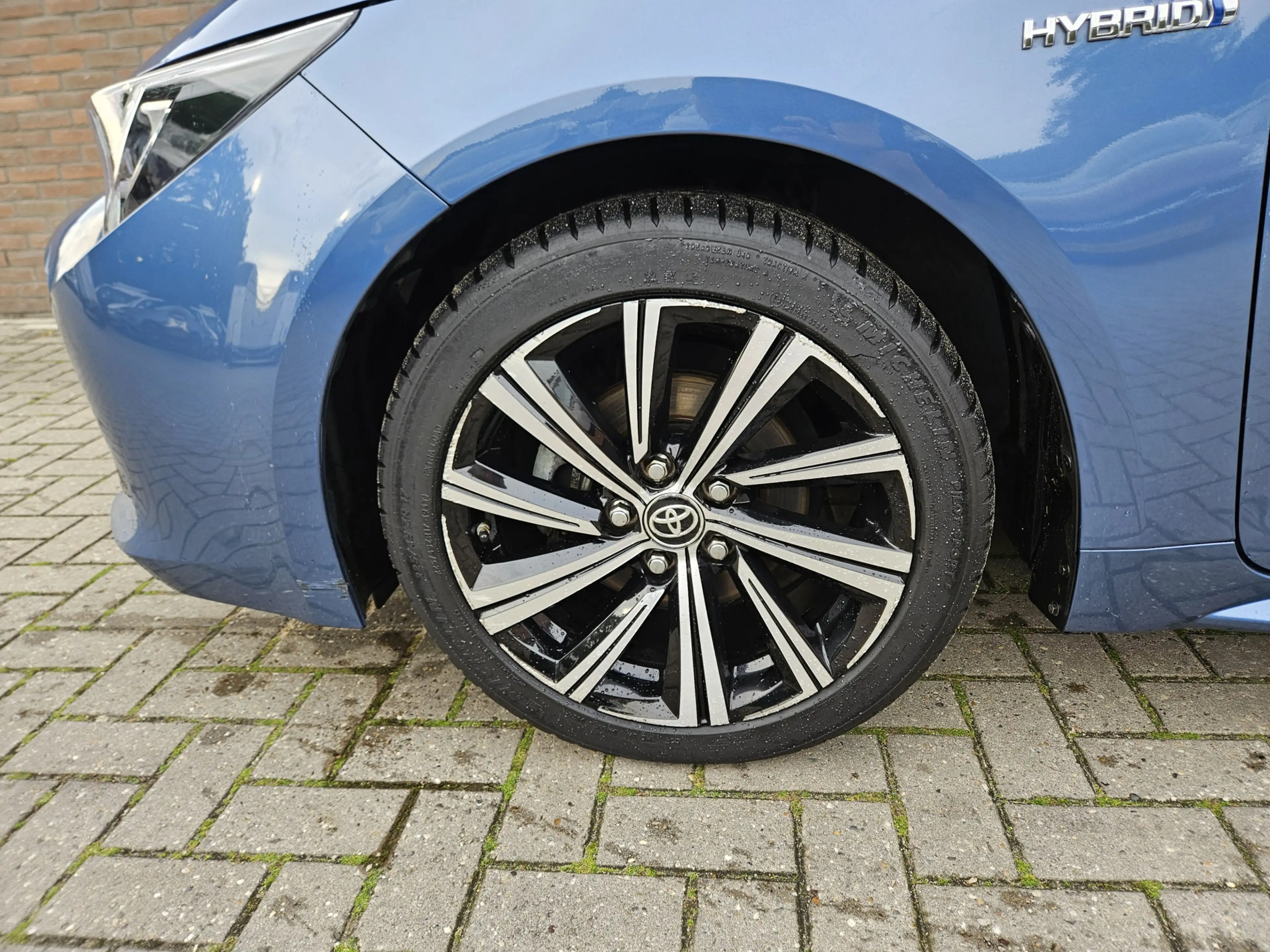 Toyota Corolla Touring Sports 1.8 Hybrid Business Plus — photo 4