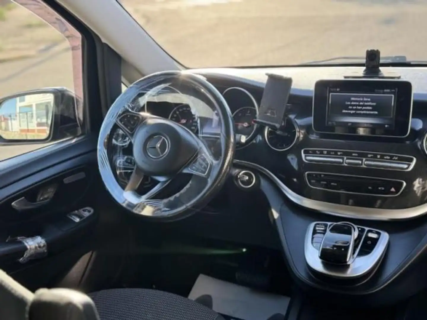 Mercedes-Benz V 250 d Aut. Premium Long Schwarz - 2