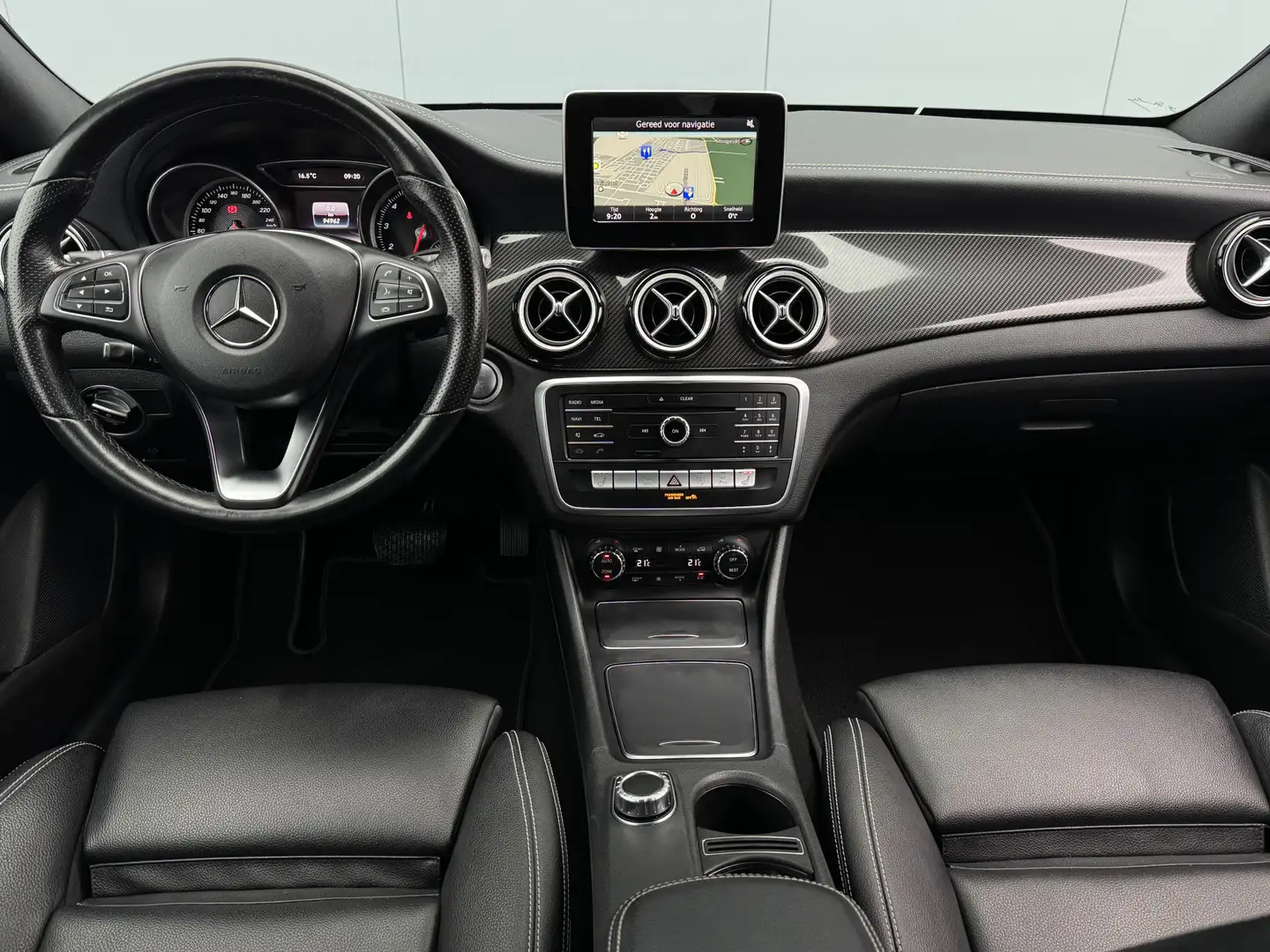 Mercedes-Benz CLA 200 Shooting Brake Prestige AMG-pakket/Automaat/Camera Noir - 2