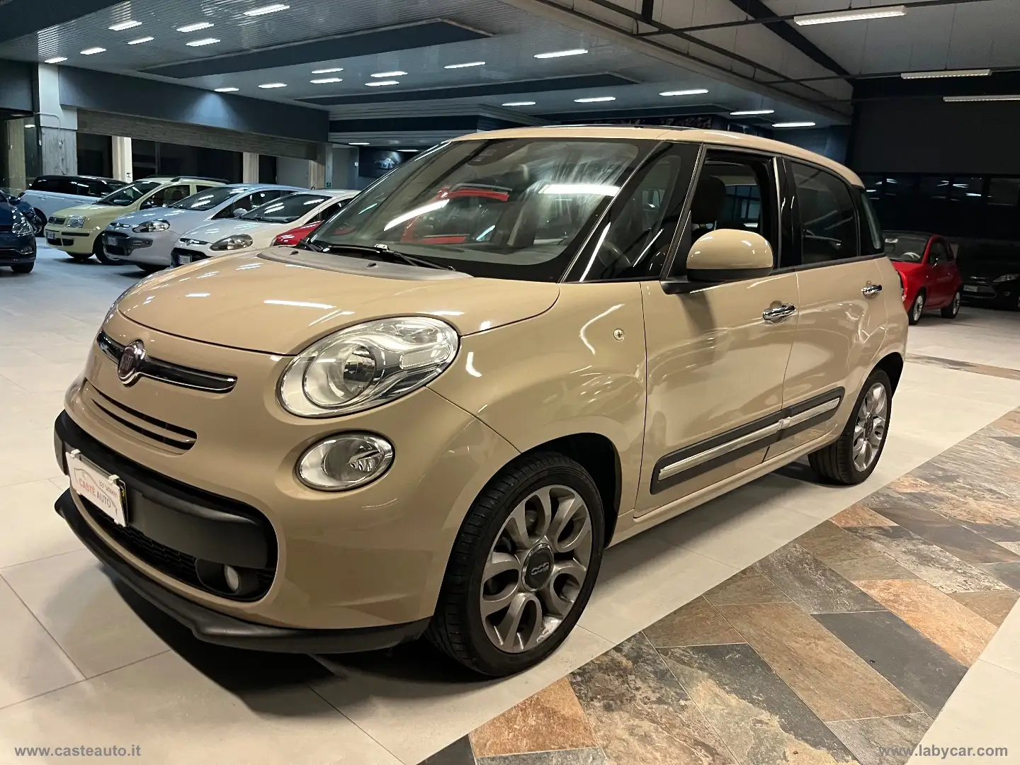 Fiat 500L 1.3 MJT 85 CV Dualogic Lounge TETTO PANORAMICO APR Beige - 1