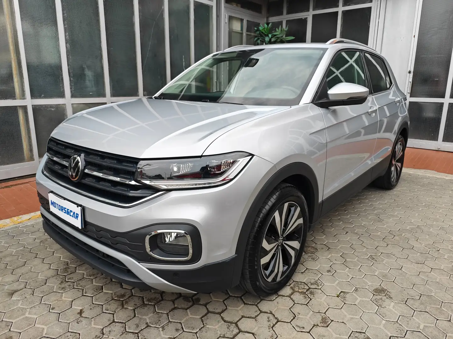 Volkswagen T-Cross IVA 22% T-Cross 1.0 tsi Advanced 110cv Argento - 1