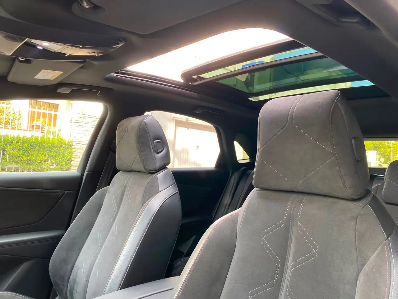 DS Automobiles DS 7 Crossback 2022 — фото 14