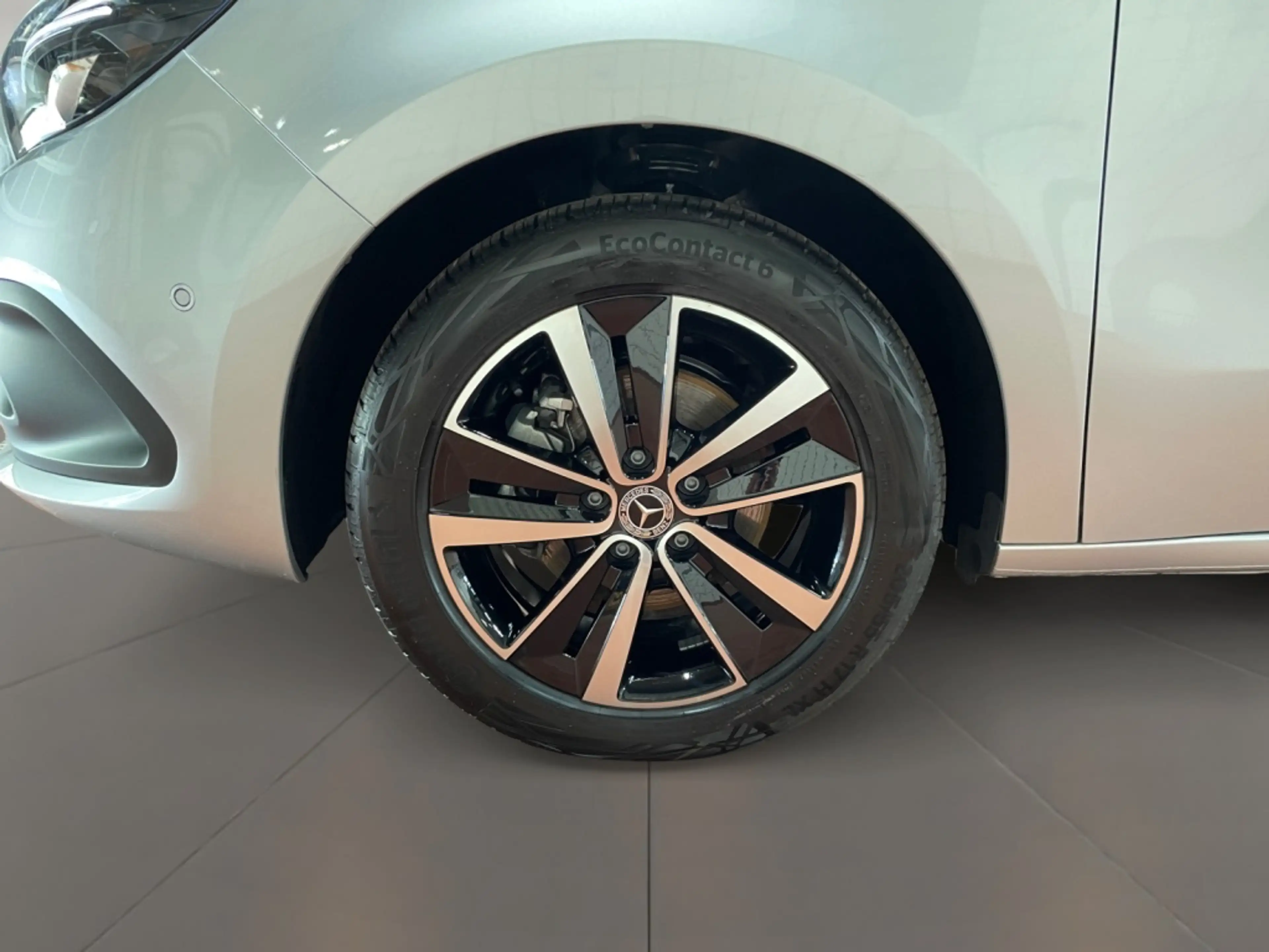 Mercedes-Benz T-Class T 180 d Progressive EDITION,Cam,LED,Navi,Totwink — photo 8