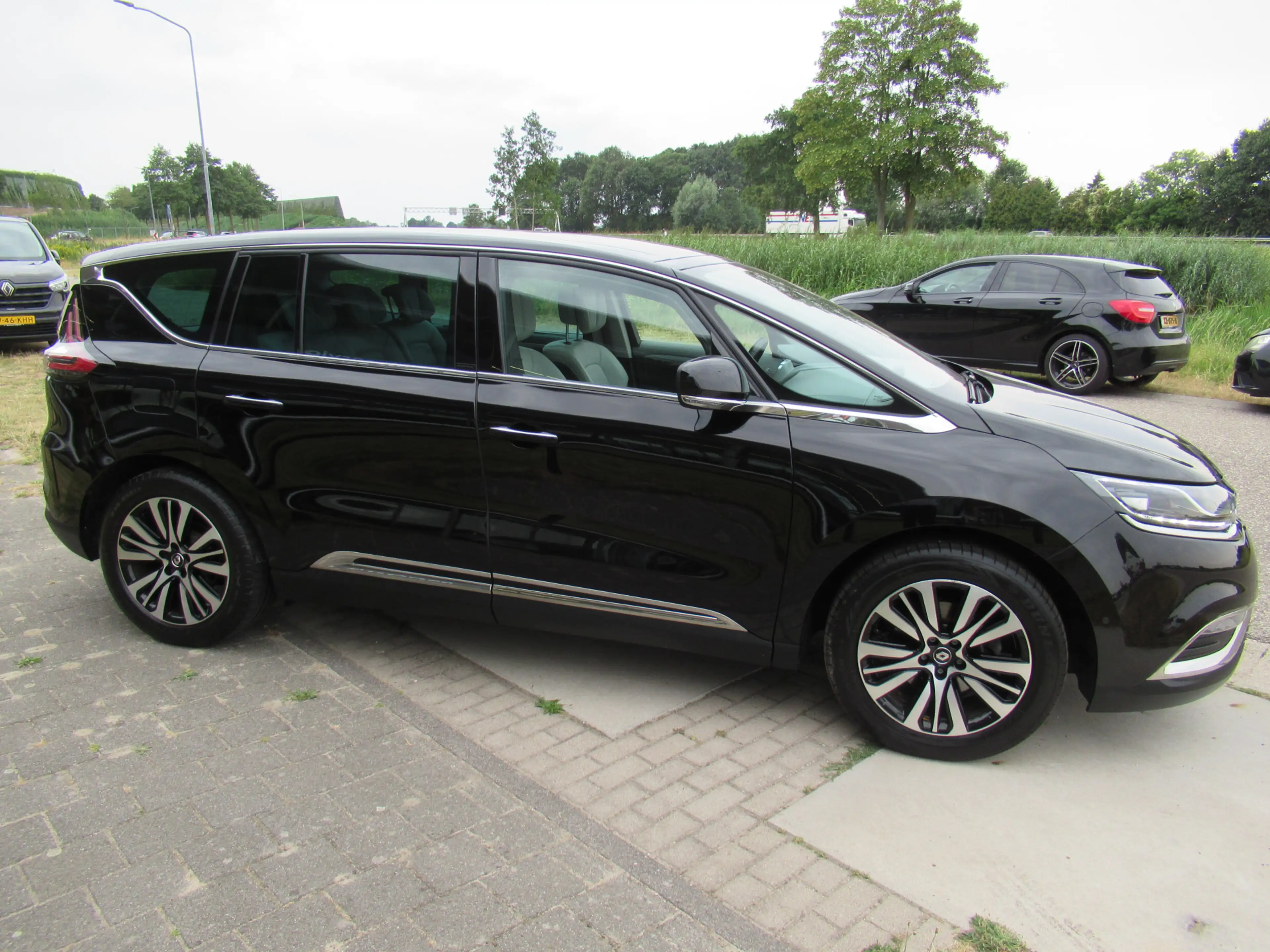 Renault Espace 1.8 TCe 225 Initiale Paris 7p. Open dak/ 4control/ — photo 8