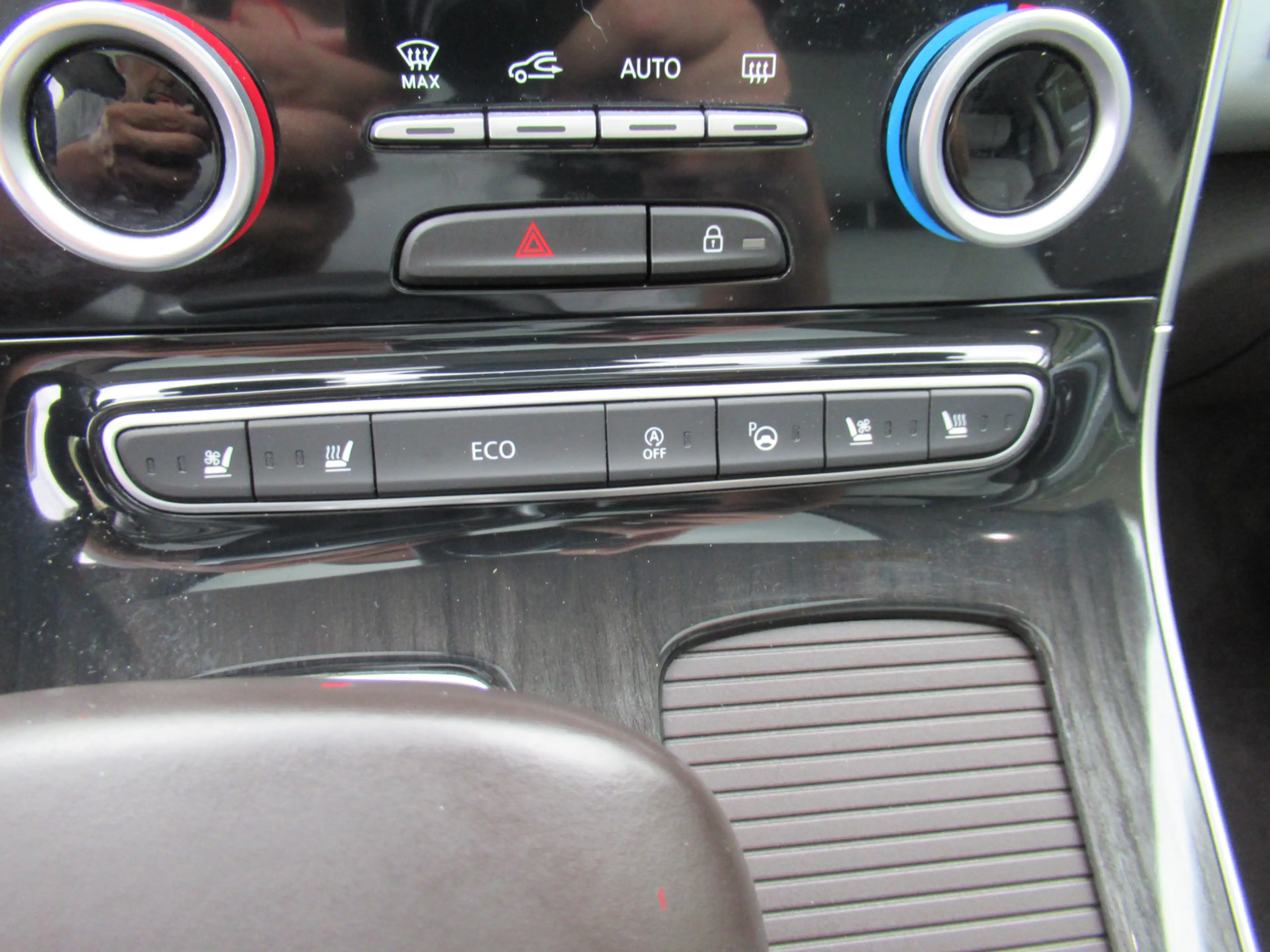 Renault Espace 1.8 TCe 225 Initiale Paris 7p. Open dak/ 4control/ — photo 31