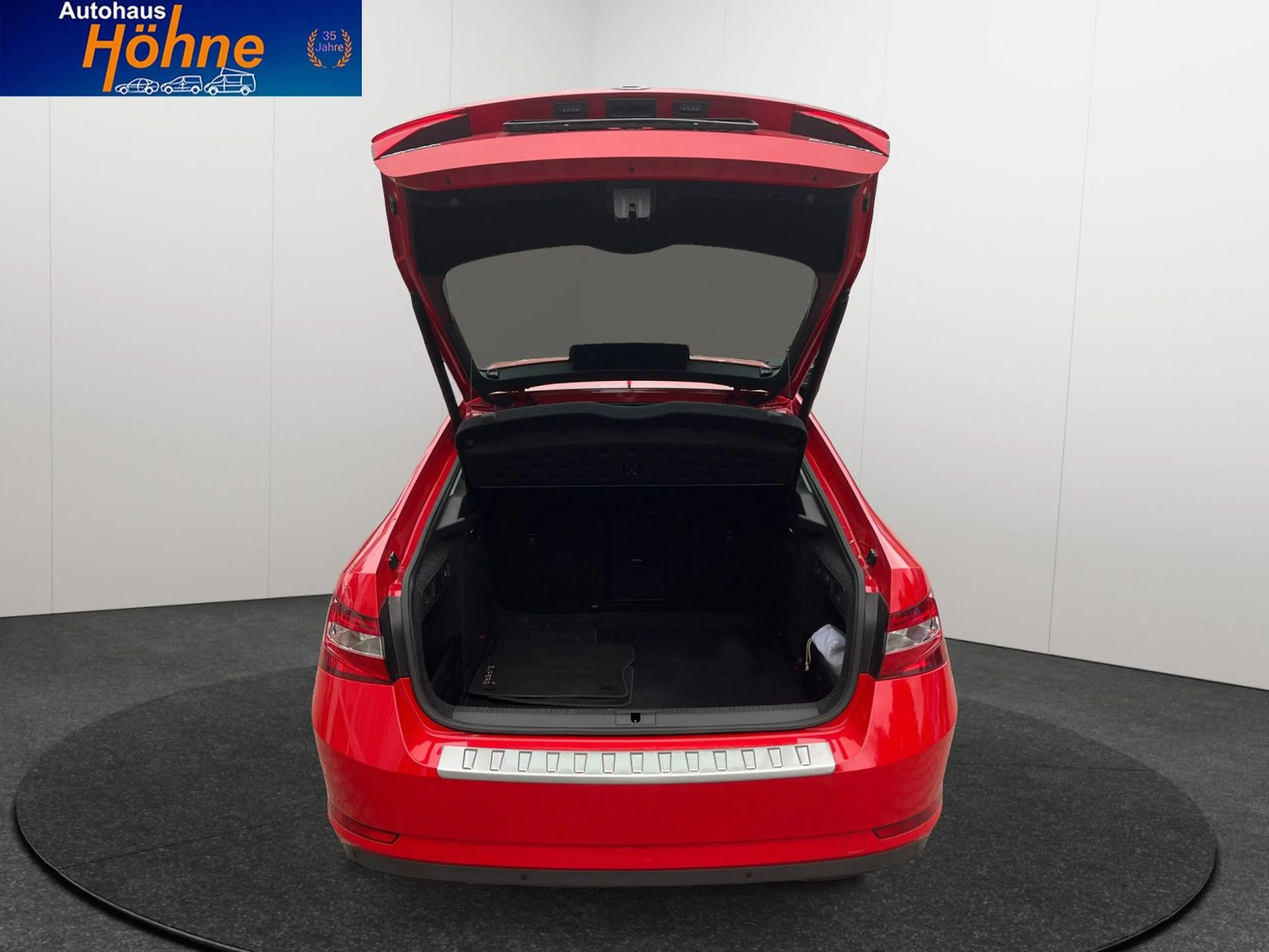 Skoda Superb Lim. 1.4 TSI Ambition-Keyless-LED — photo 14