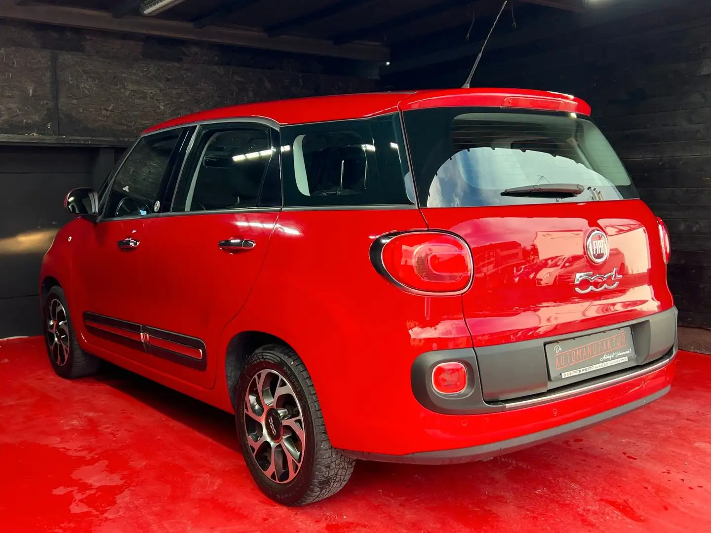 Fiat 500L Lounge Rojo - 2