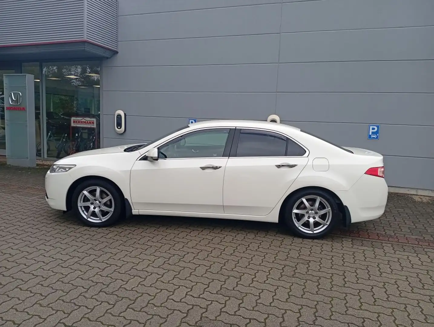 Honda Accord 2.0 Elegance Advantage Weiß - 2