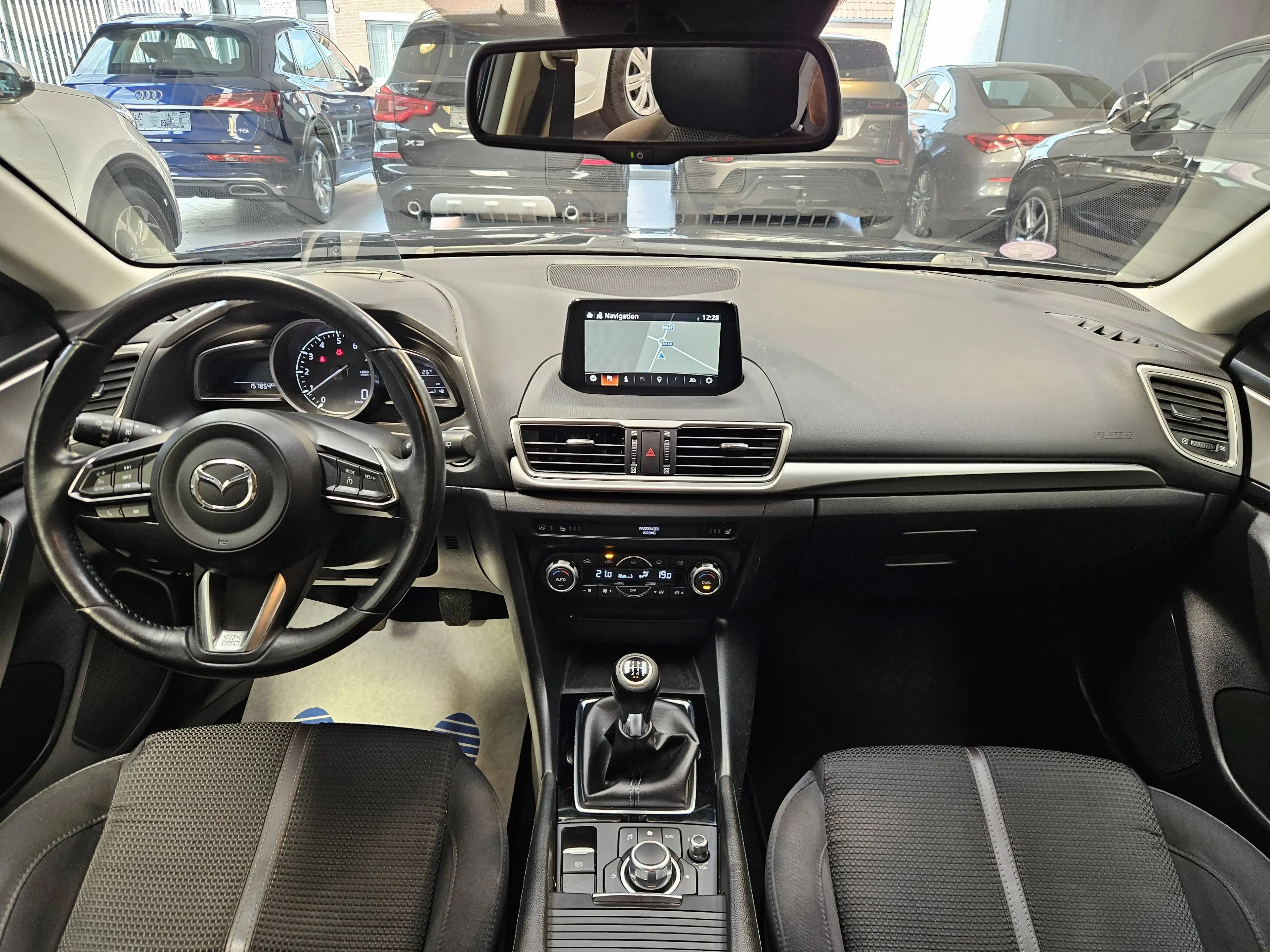 Mazda 3 3 1.5i SKYDRIVE PLAY EDITION,GPS,CAMERA,PHARES LED,GARANTIE 1 AN — photo 13