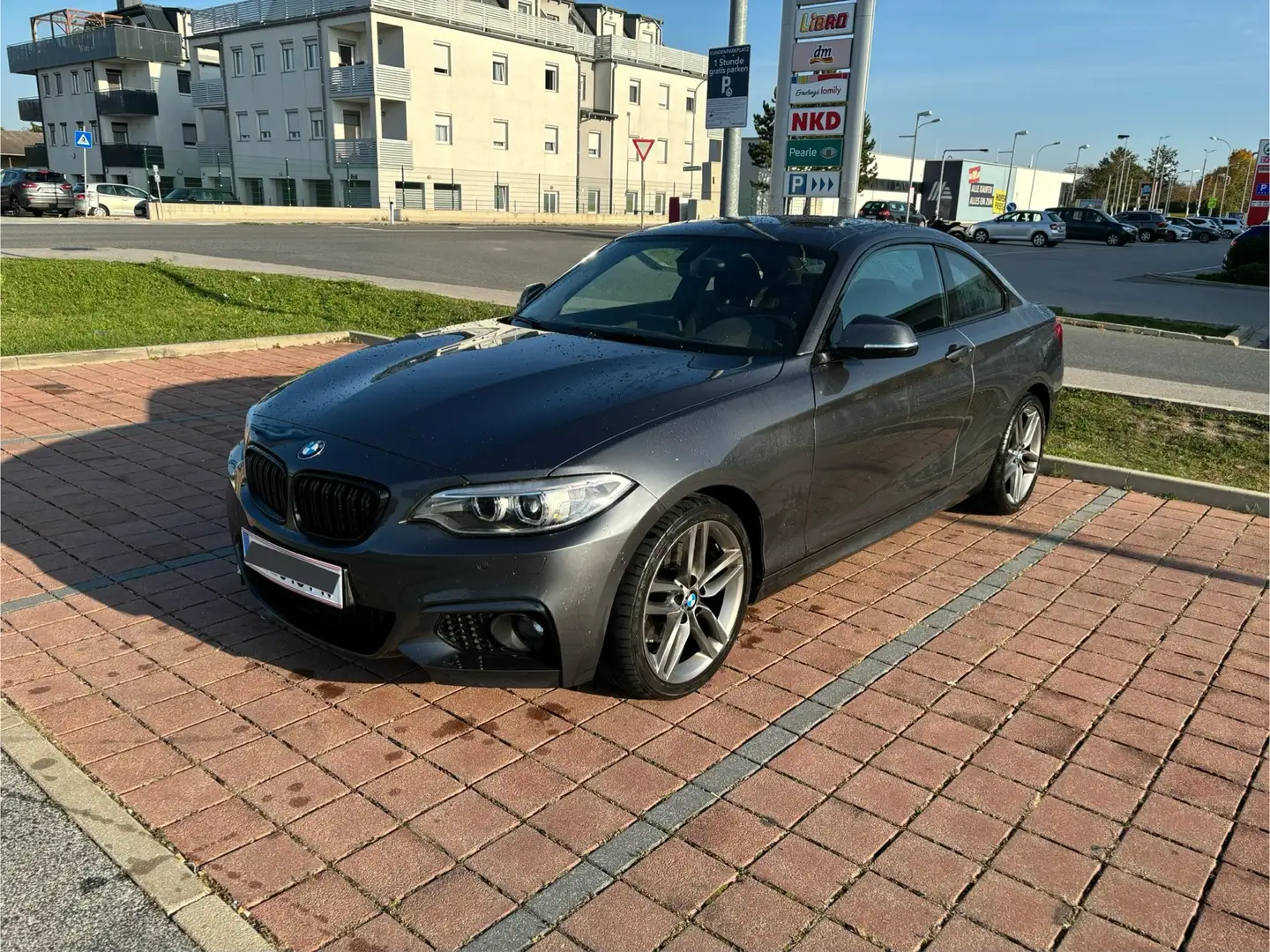 BMW 220 220d Coupé M Sport Aut. - 2