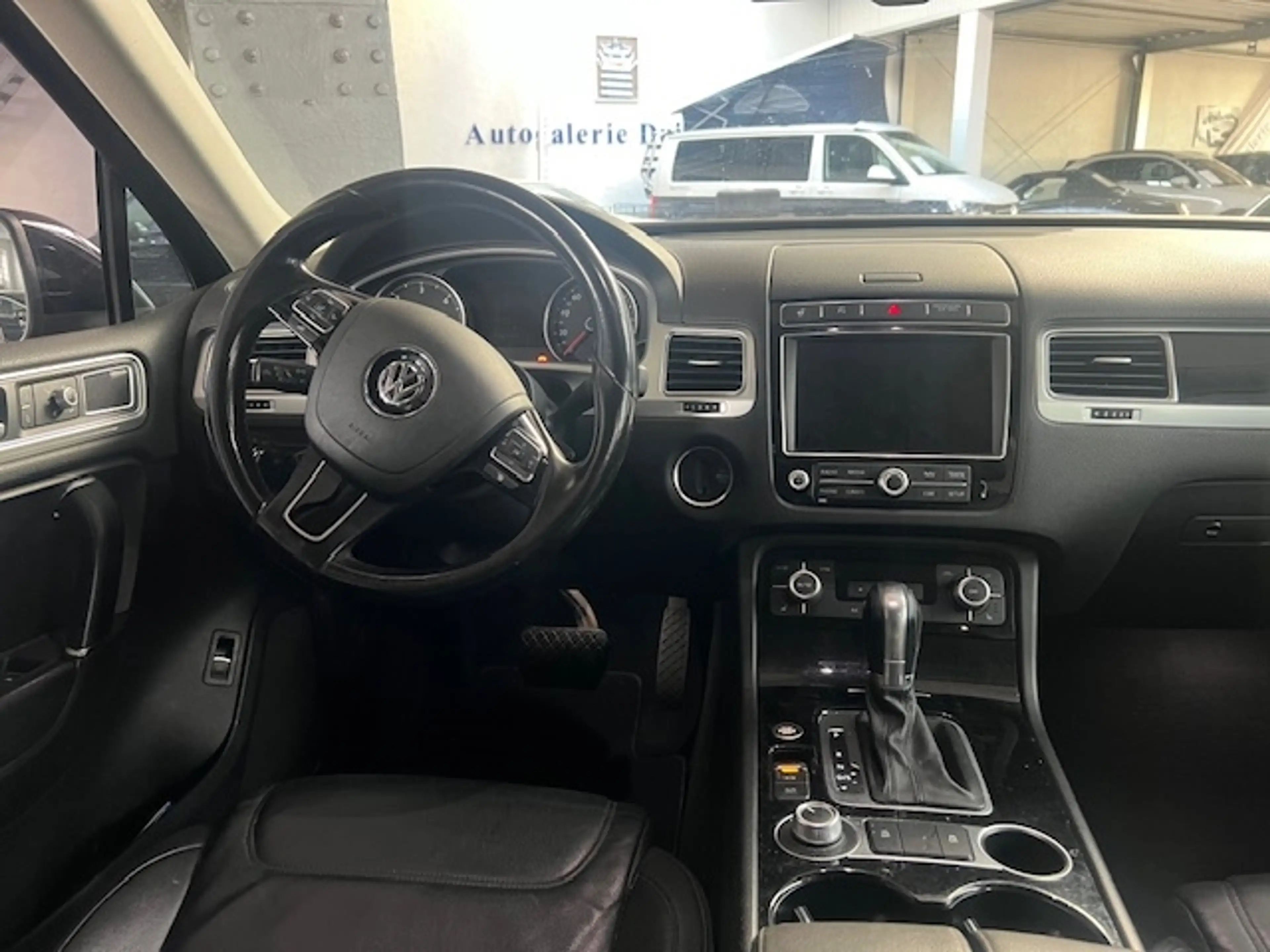 Volkswagen Touareg V6 TDI 4Motion 3.0 Sportpaket Pano StandHZG AHK-el — photo 11