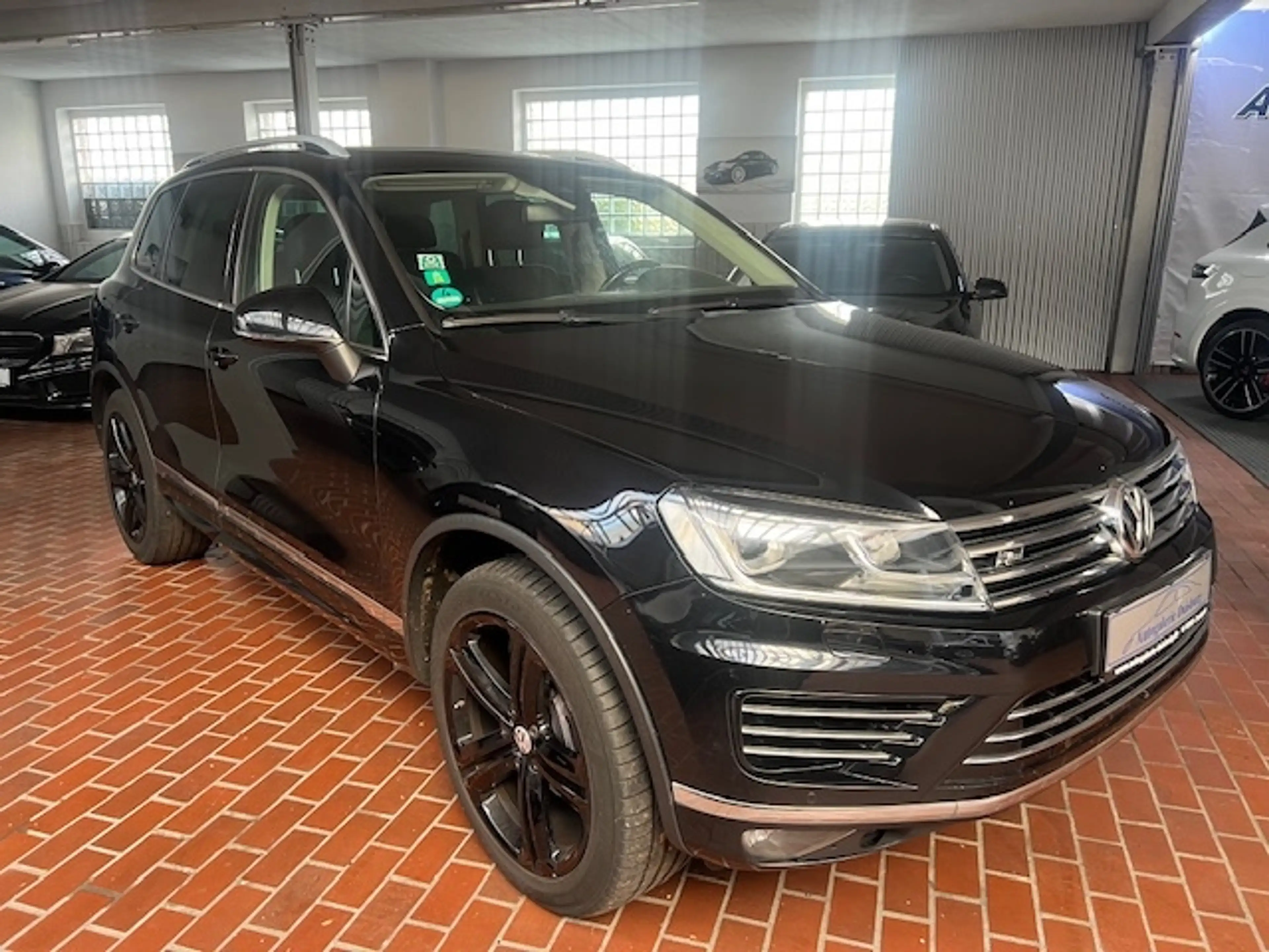 Volkswagen Touareg V6 TDI 4Motion 3.0 Sportpaket Pano StandHZG AHK-el — photo 3